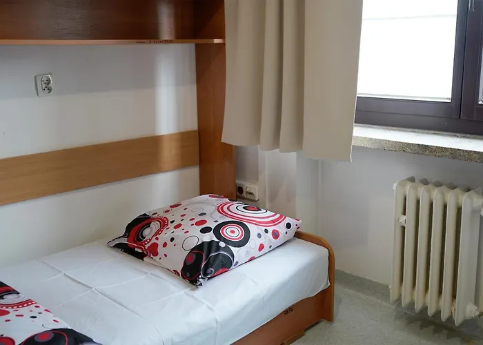 Dom Studencki Centaur Хостел